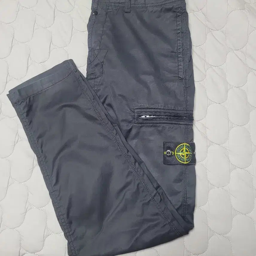 [BUNJANG] Stone Island Jogger Pants Size 30-32 / 스톤아일랜드 조거팬츠 30-32