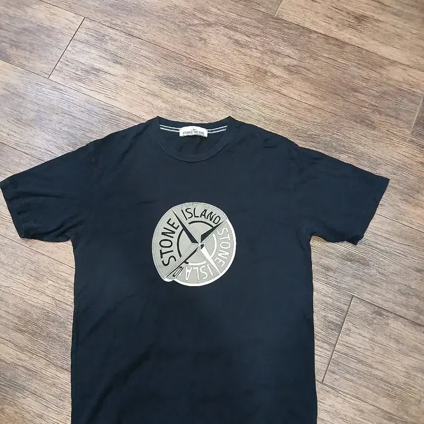 [BUNJANG] Stone Island Black T-Shirt / 스톤아일랜드 블랙 반팔티
