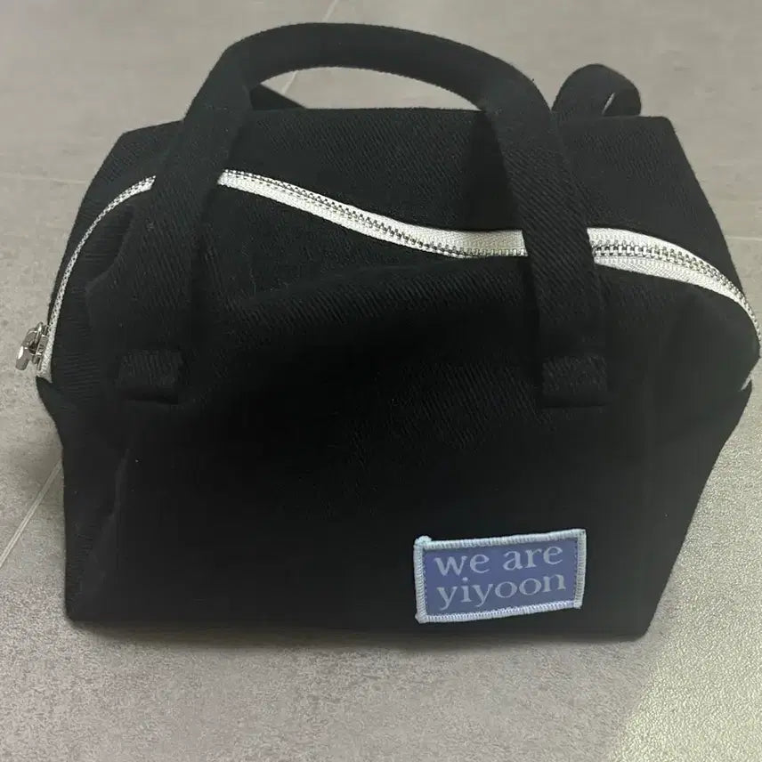 [BUNJANG] Wei.Yoon Handy Pouch Black / 위아이윤 핸디파우치 블랙