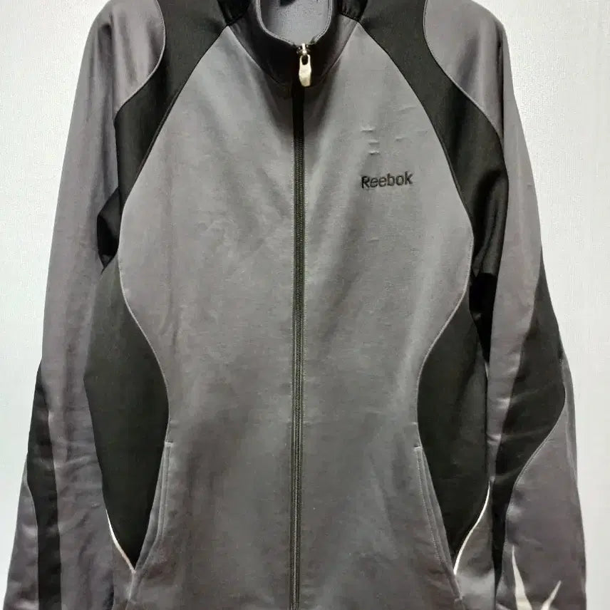 [BUNJANG] Reebok Training Tracksuit XL / 리복 트레이닝복(XL)