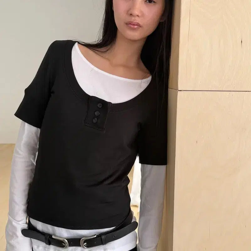 [BUNJANG] Seric Scoop Neck Top - Black / 15일까지만 판매 세릭 스쿱 버튼 넥 탑 블랙