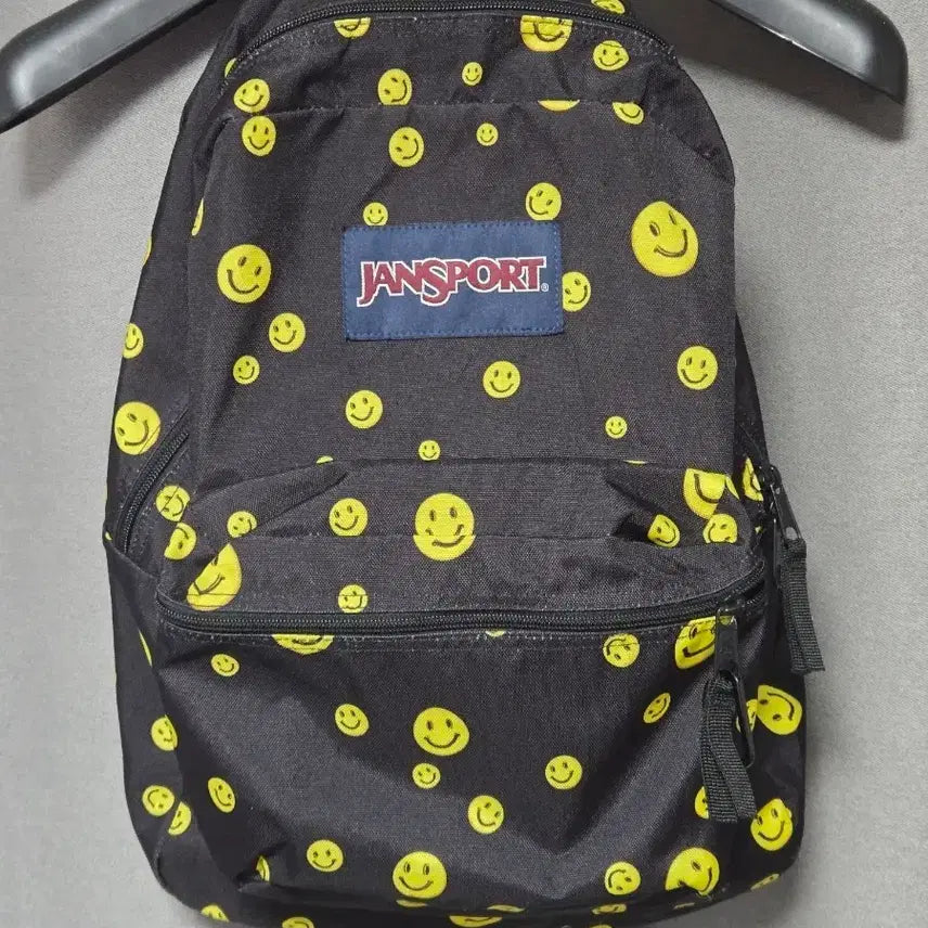 [BUNJANG] JanSport Smile Pattern Backpack / 잔스포츠 스마일 패턴 백팩
