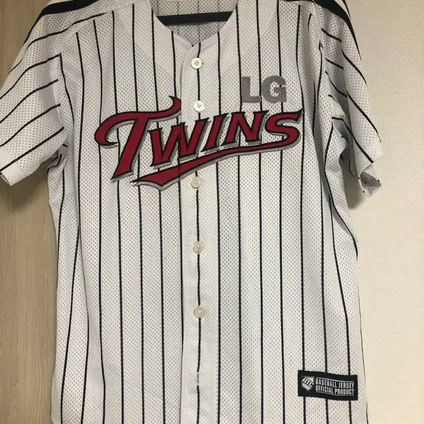[BUNJANG] LG Twins Baseball Uniform Go Woo-seok Size 100 / LG 트윈스 야구 유니폼 고우석 100사이즈