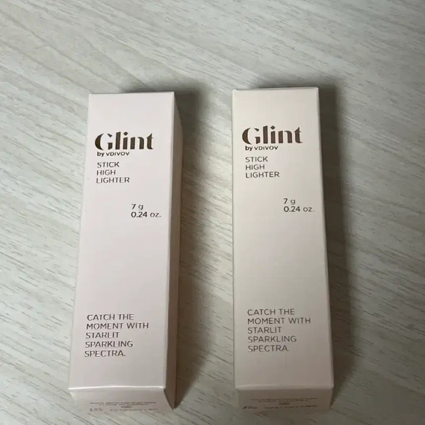 [BUNJANG] GLINT By VidiVici Stick Highlighter 2 Milky Moon / 글린트 바이 비디보브 스택 하이라이터 2 밀키문