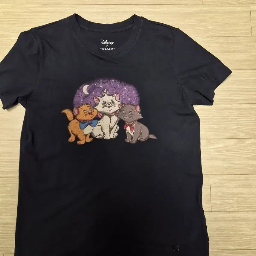 [BUNJANG] Coach x Disney Aristocats Collaboration Short Sleeve T-Shirt / 코치 coach 디즈니 콜라보 아리스토캣 반팔티