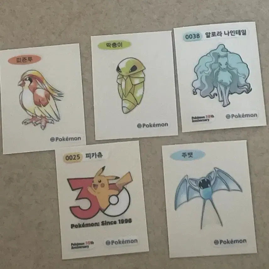 [BUNJANG] Pokemon Stickers 5-Piece Bundle Set / 포켓몬 띠부씰  5종 일괄 피존투, 딱충이, 알로라 나인테일, 피카츄, 주뱃
