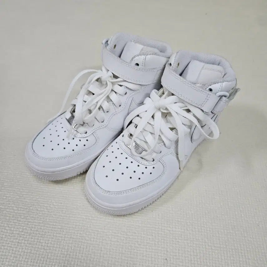 [BUNJANG] Nike Air Force 1 Mid Triple White / 나이키 에어포스 1 미드 트리플 화이트 급처