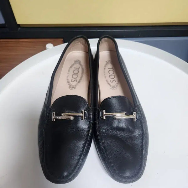 [BUNJANG] Tod's Ferragamo Black Leather Loafers / TOD'S 페라가모 블랙 로퍼 240