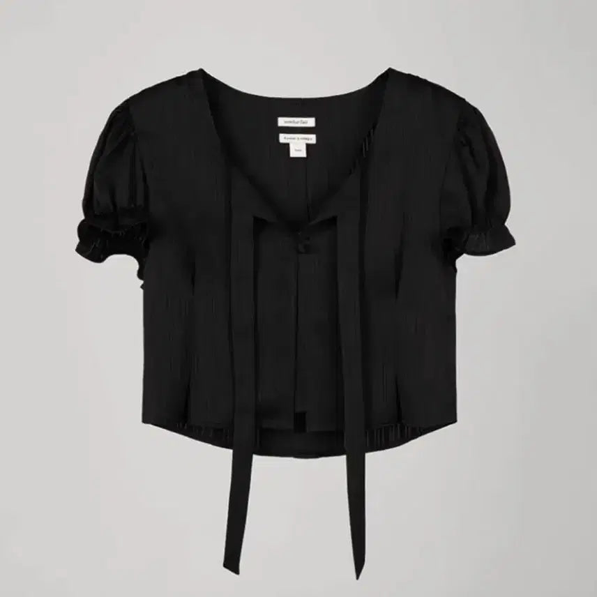 [BUNJANG] Overdue Flare Jacquard Crop Blouse Black Size 2 / 오버듀플레어 자카드 크롭 블라우스 블랙 2