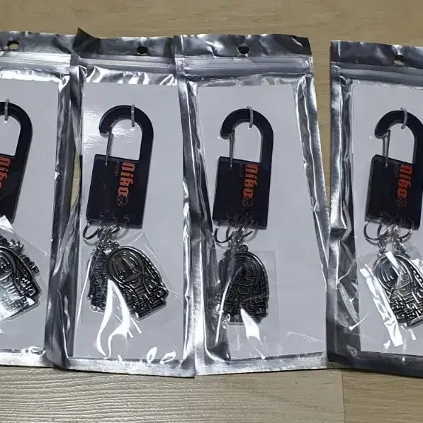 [BUNJANG] Hololive Florglo Koganei Nico Debut Metal Keyring / 홀로라이브 플로글로 코가네이 니코 데뷔 메탈 키링