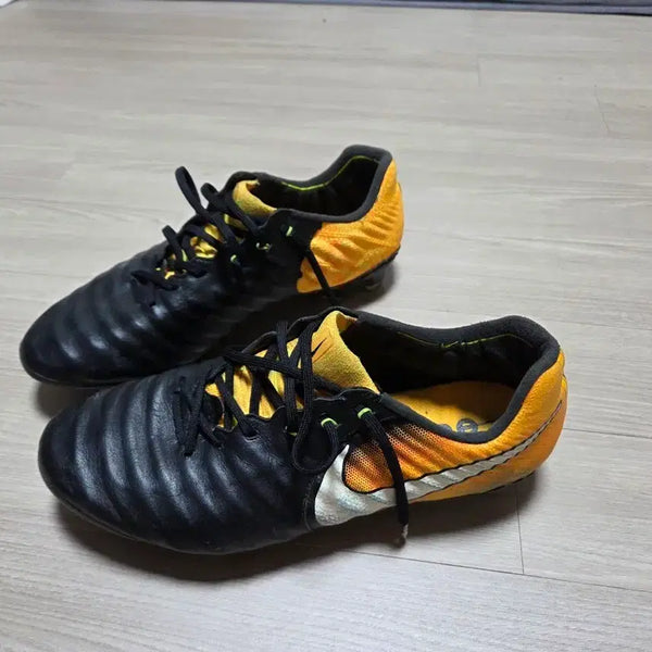 [BUNJANG] Nike Tiempo 7 FG Soccer Cleats 275 Black Yellow / 나이키 티엠포7 축구화 275 블랙 옐로우