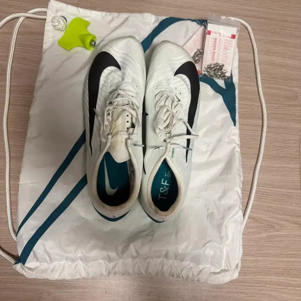 [BUNJANG] Nike Spike Baseball Cleats (260mm) with Extra Spikes and Tools / 나이키 스파이크 260