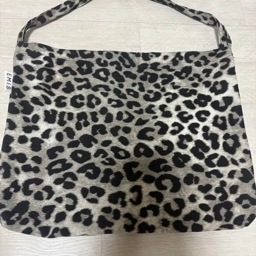 [BUNJANG] Emis New Leopard Corduroy Eco Bag Grey / 이미스 뉴 레오파드 코듀로이 에코백 그레이