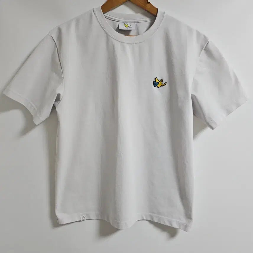 [BUNJANG] What it isNt Angel Heart Embroidered Short-Sleeve T-Shirt White / [M] 와릿이즌 엔젤 하트 와펜 자수 반팔 티셔츠 화이트 (MG2402ST04)