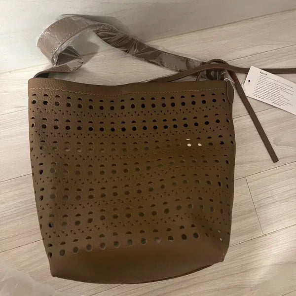 [BUNJANG] Brown Punching Bucket Bag / 브라운 펀칭 버킷백