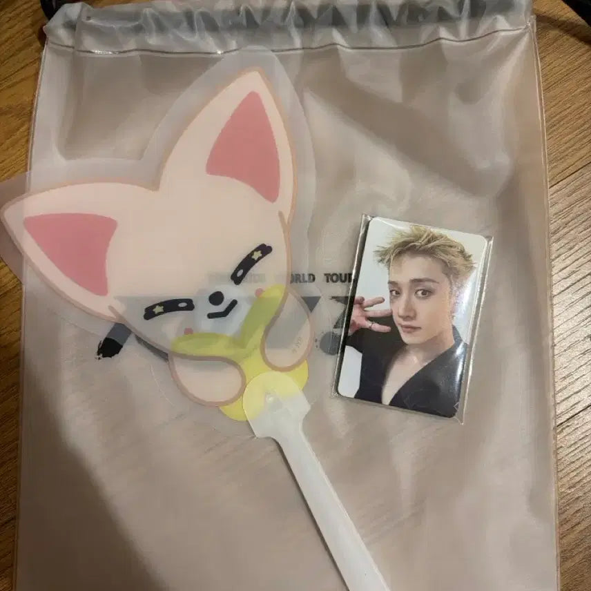 [BUNJANG] Stray Kids Foxy Photocard & Fan & Pouch Set / 스키즈 stray kids day 3 포카 폭시니 부채 7/29 콘서트 입장기프트