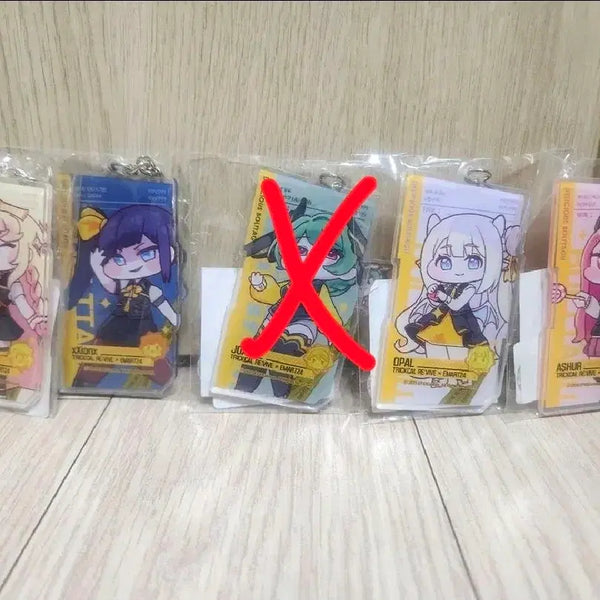 [BUNJANG] Trickcal x E-Mart 24 Erpin, Sion, Eshur, Opal Acrylic Keyring (Sealed) / 트릭컬 이마트24 콜라보 에르핀,시온,에슈르,오팔 아크릴키링 미개봉