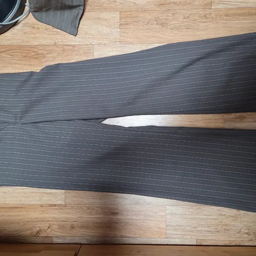 [BUNJANG] Recto Vintage Stripe Flare Pants Sepia Grey M / 렉토 빈티지 스트라이프 플레어 팬츠 세피아그레이 M