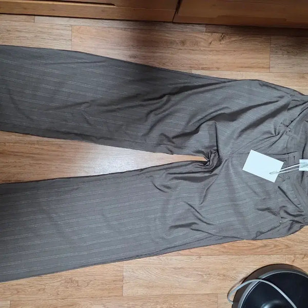 [BUNJANG] Allene Wool Blend Bootcut Stripe Pants Taupe Size 3 / 알렌느 울블렌드 부츠컷 스트라이프 팬츠 토프 3