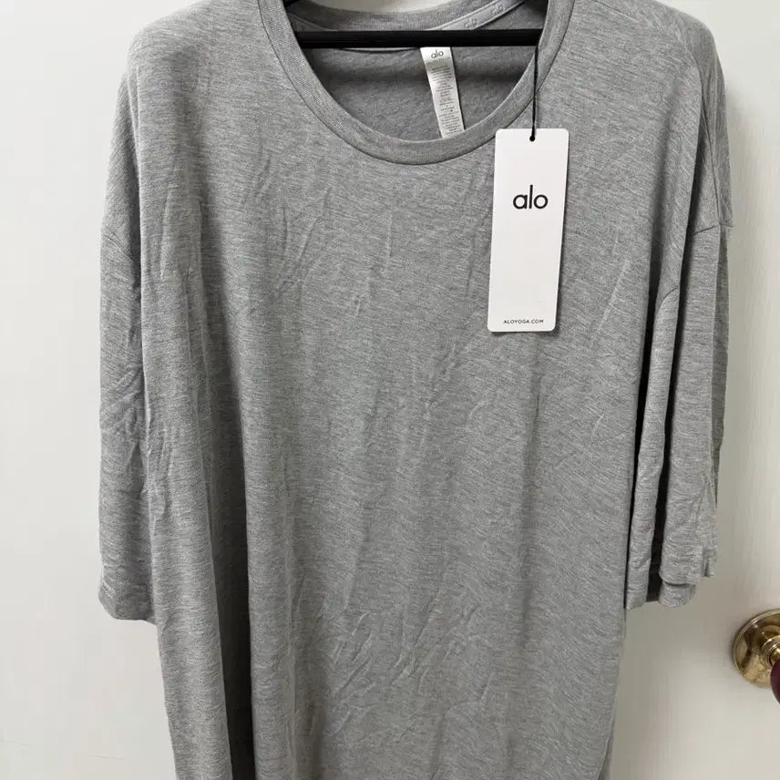 [BUNJANG] Alo Yoga Conquer Reform Crewneck Short Sleeve T-Shirt XL / Alo Yoga 컨커 리폼 크루넥 반팔 기능성 티셔츠 XL(실사이즈 110)