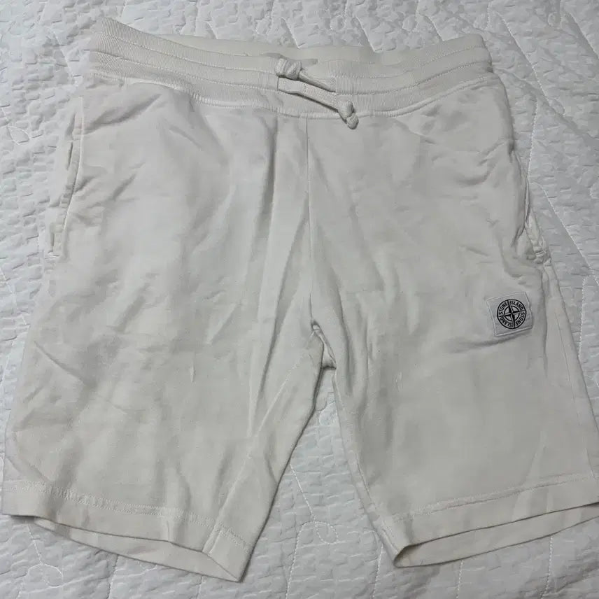 [BUNJANG] Stone Island Patch Logo Shorts / 스톤아일랜드 패치 로고 쇼츠