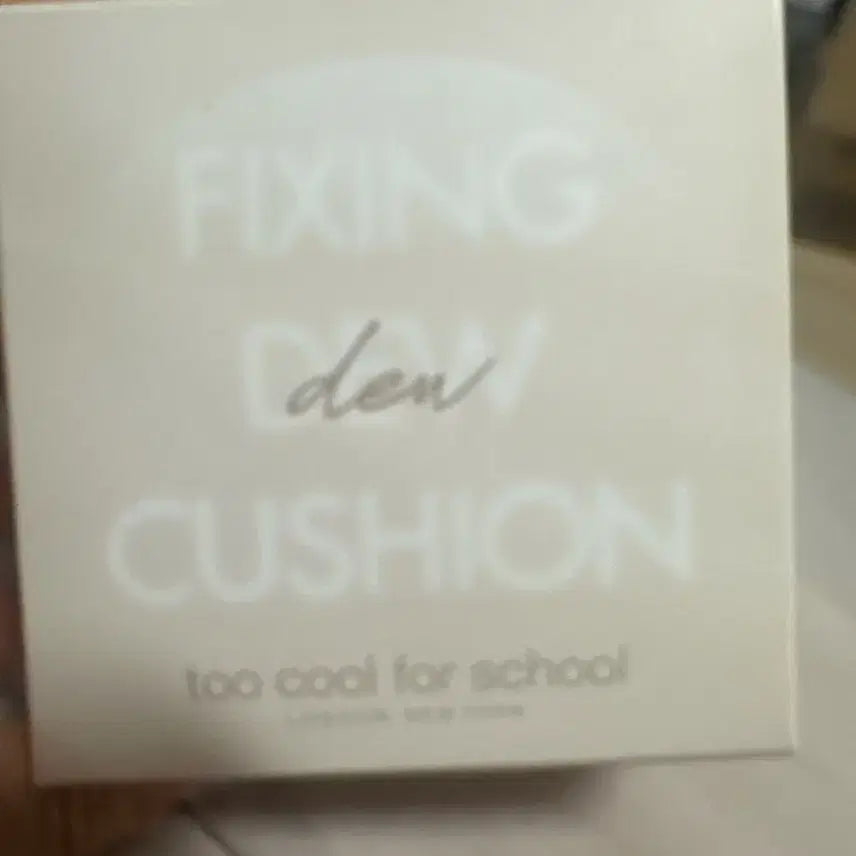 [BUNJANG] Too Cool For School Fixing Dew Cushion #1 Porcelain - Full Set / 투쿨포스쿨 픽싱 듀 쿠션 1호 포슬린 본품+리필