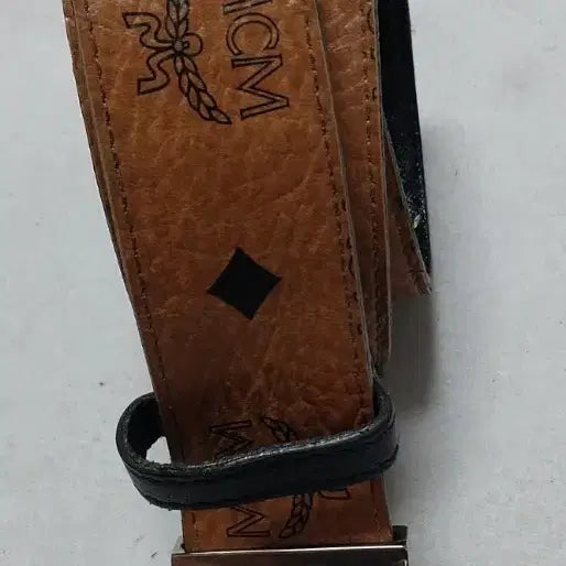 [BUNJANG] MCM Visetos Monogram Belt Brown / MCM의 시그니처 비세토스 패턴이 돋보이는 브라운 벨트예요