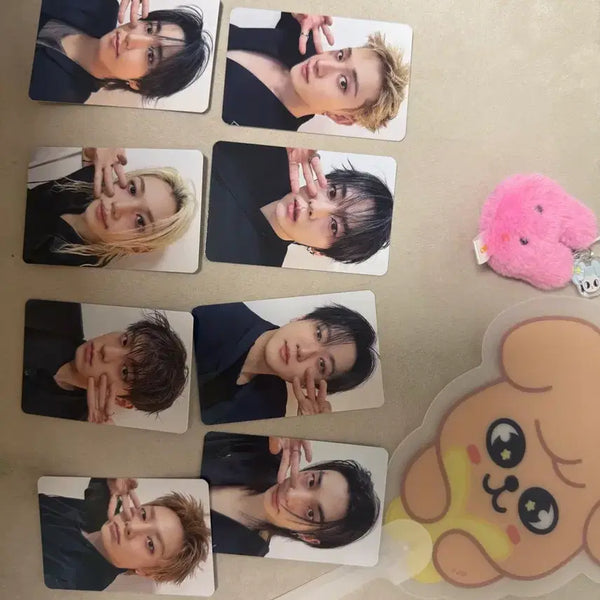 [BUNJANG] Stray Kids [5-STAR] Dome Tour 2023 Photocards + Keychain + Fan Set / 7/26 스트레이키즈 스키즈 입장 기프트 포카 + 키링 부채 풀셋