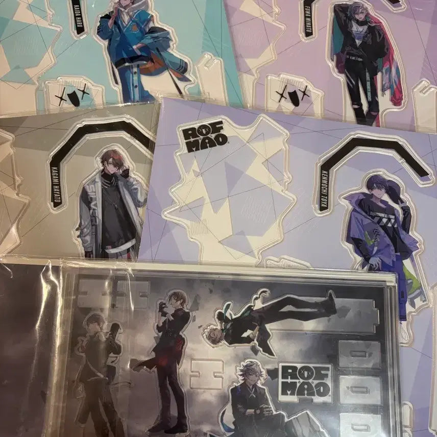 [BUNJANG] NIJISANJI Roh-ma-o Casual Wear Acrylic Stand & Album Exclusive Bundle Set / 니지산지 로후마오 사복 아크릴 앨범 특전 일괄