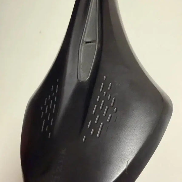 [BUNJANG] Fizik R3 Saddle / 피직 r3 안장 판매합니다 (급처)