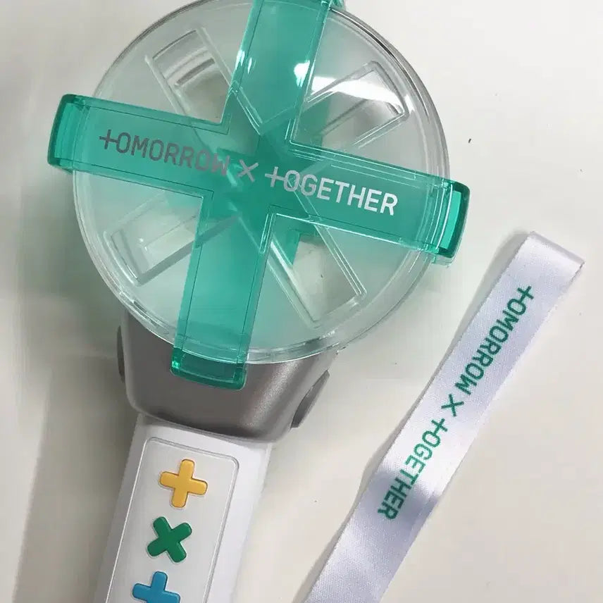 [BUNJANG] TXT TOMORROW X TOGETHER MOA Bong Version 1 (Old Version) / 투모로우바이투게더 투바투 모아봉1 양도 모아봉 구버전 txt