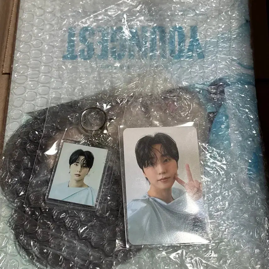 [BUNJANG] Sealed Album with Initial Limited Edition Keyring and POB / 미개봉) 위드뮤 특전포카 포함