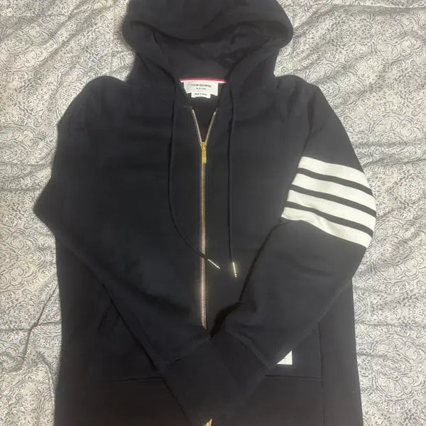 [BUNJANG] Thom Browne Four-Bar Hoodie Zip-Up Size 3 (L) / 톰브라운 4선 후드집업 사이즈3