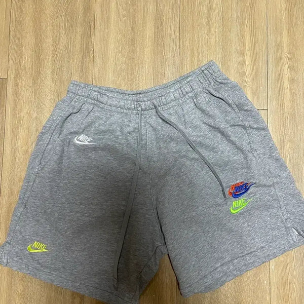 [BUNJANG] Nike Multi Swoosh Grey Shorts - Size M / 나이키 멀티스우시 그레이 반바지m
