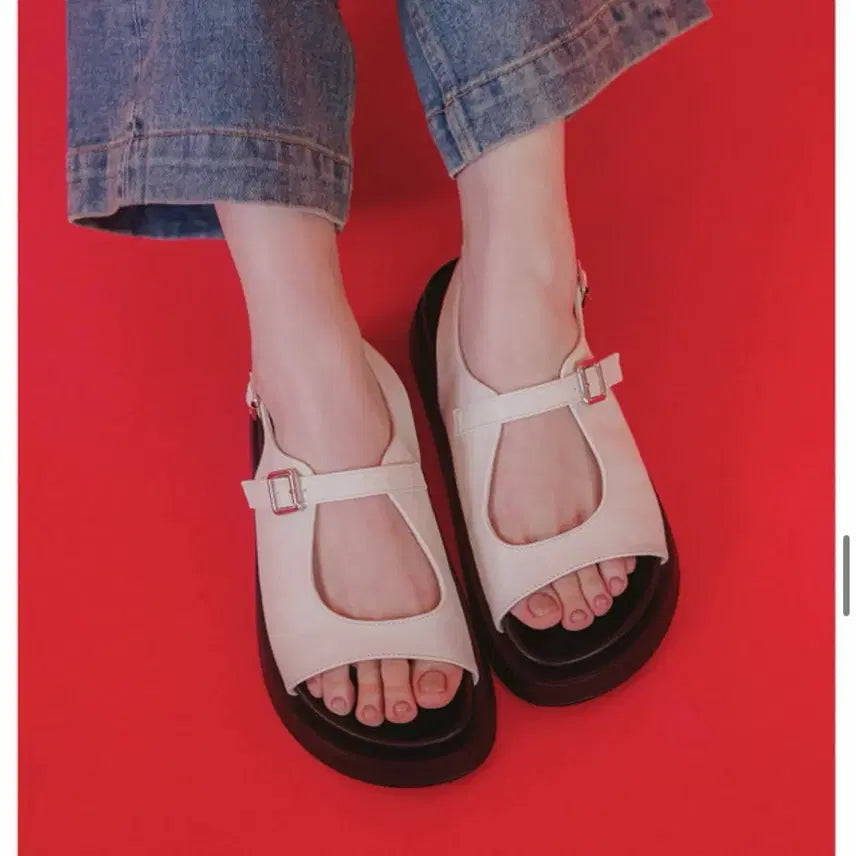 [BUNJANG] Nus Ava Buckle Open Platform Sandals (Black, Cream, Butter) / (새상품)누스 아바 버클 오픈 플랫폼 샌들 240
