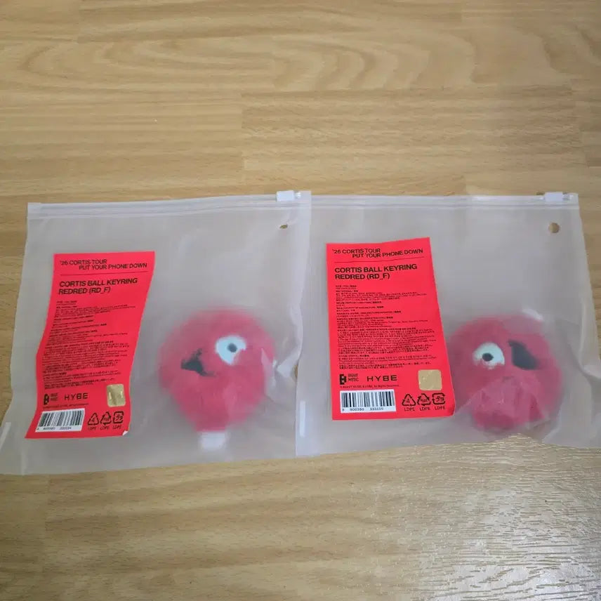[BUNJANG] Cortis Cortisball Keychain Red Red (Sealed) / [미개봉] 코르티스 cortis 코르티스볼 키링 레드레드 양도 tour merch pypd