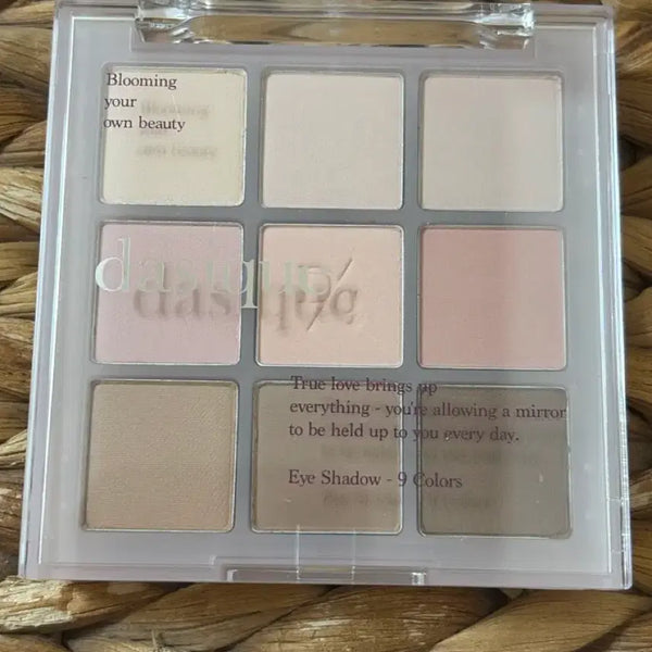 [BUNJANG] Dasique Shadow Palette 13 Cool Blending / 새상품) 데이지크 섀도우 팔레트 13 쿨 블렌딩 팔아요
