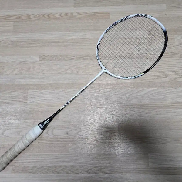 [BUNJANG] Yonex Astrox 99 Pro Badminton Racquet / 요넥스 아스트록스99pro 라켓 팝니다.