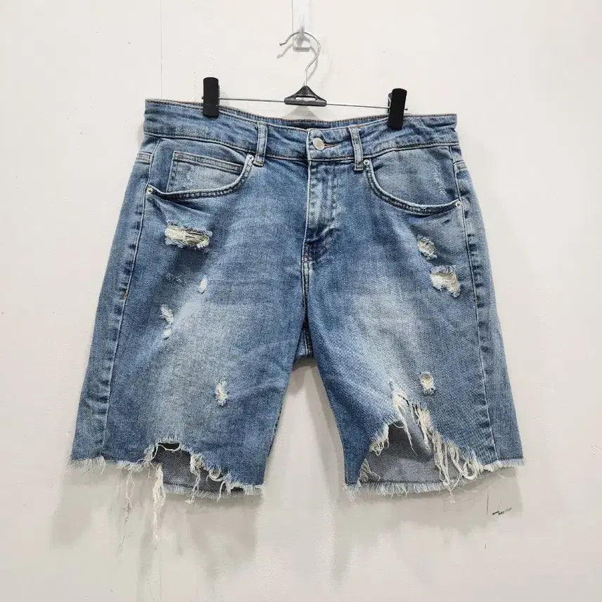 [BUNJANG] Bershka Detroit Denim Shorts 30-31 / [30-31] 버쉬카 Bershka 디트로이트 데님 반바지 30-31
