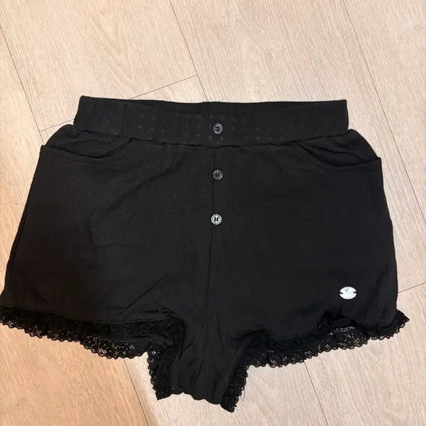 [BUNJANG] Black Lace Shorts / 블랙 레이스 반바지