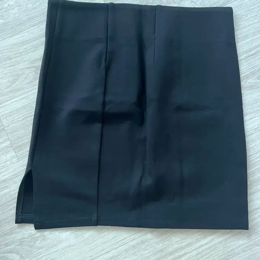[BUNJANG] Black Mini Skirt (Size S) / (미착용) 블랙 미니 스커트S