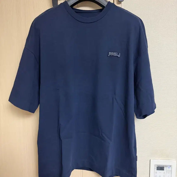 [BUNJANG] JUUN.J Semi Oversized Fit Archive Logo T-Shirt Navy M / 준지 세미 오버핏 아카이브 로고 반팔 네이비 M