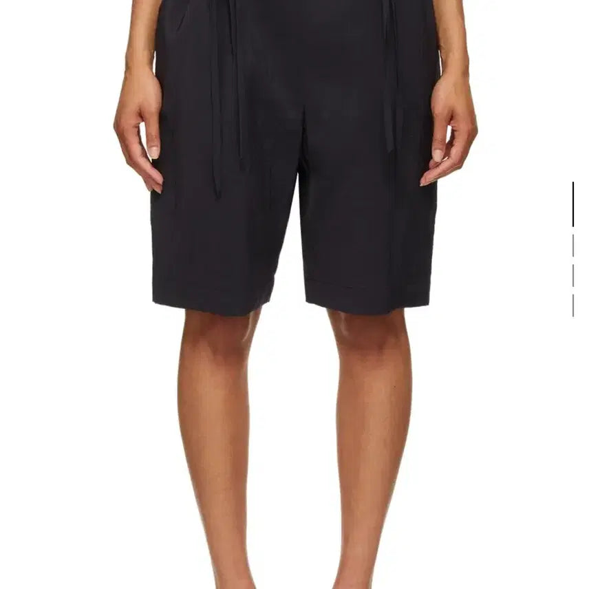 [BUNJANG] LE17SEPTEMBRE Navy Crepe Double String Shorts / LE17SEPTEMBRE 네이비 크레이프 더블 스트링 쇼츠