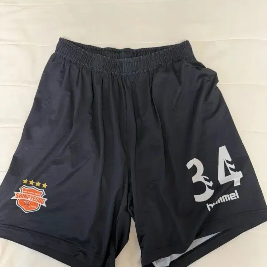 [BUNJANG] Shinpyeong High School Hummel Soccer Uniform Pants / 신평고 유니폼 바지 희귀매물