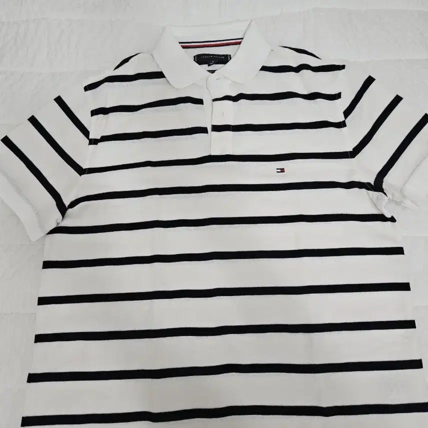 [BUNJANG] Tommy Hilfiger Women's Polo Shirt - Size M - New / 타미힐피거 카라티 여성용 m사이즈 새상품