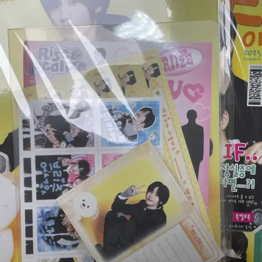 [BUNJANG] RIIZE Anton Hug Magazine & Stationery Set / 라이즈 앤톤 허그 매거진, 문구세트