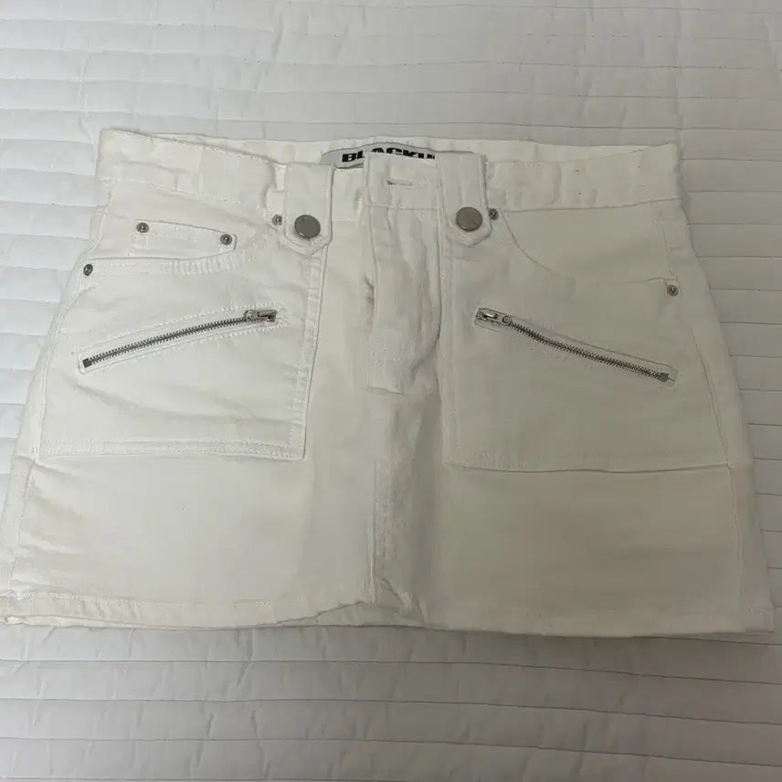 [BUNJANG] Black Up Kelsing Zipper Skirt Pants Ivory M / 블랙업 켈싱 지퍼 스커트팬츠 아이보리 M