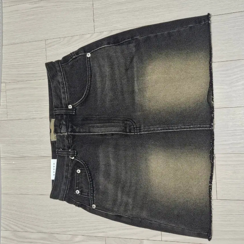 [BUNJANG] Black Denim Skirt / 흑청데님 스커트 새상품