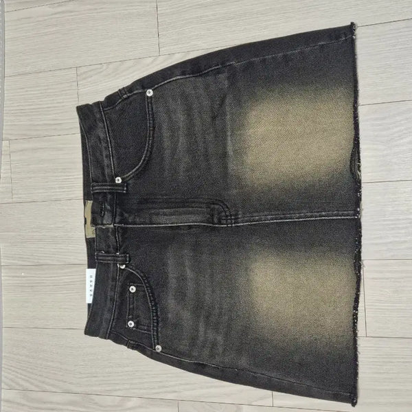 [BUNJANG] Black Denim Skirt / 흑청데님 스커트 새상품