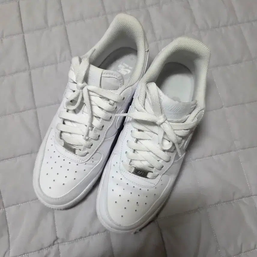 [BUNJANG] Nike Air Force 1 All White Sneakers / 나이키 에어포스 1 올백 스니커즈